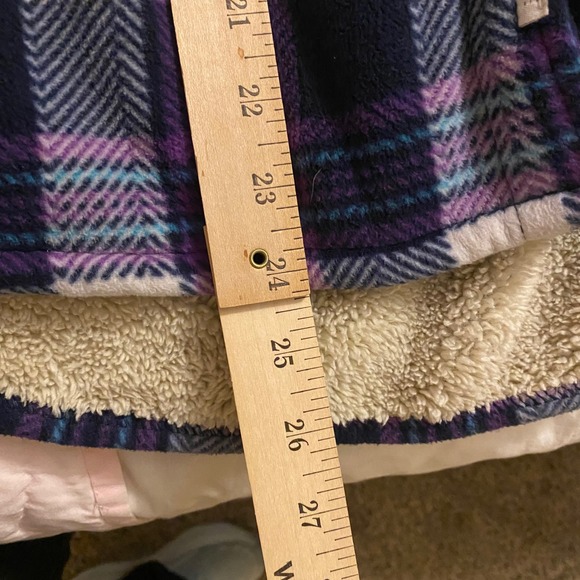 Soho Apparel Purple Plaid Sherpa Lined Shacket Cozy Winter Jacket Medium - Picture 16 of 16
